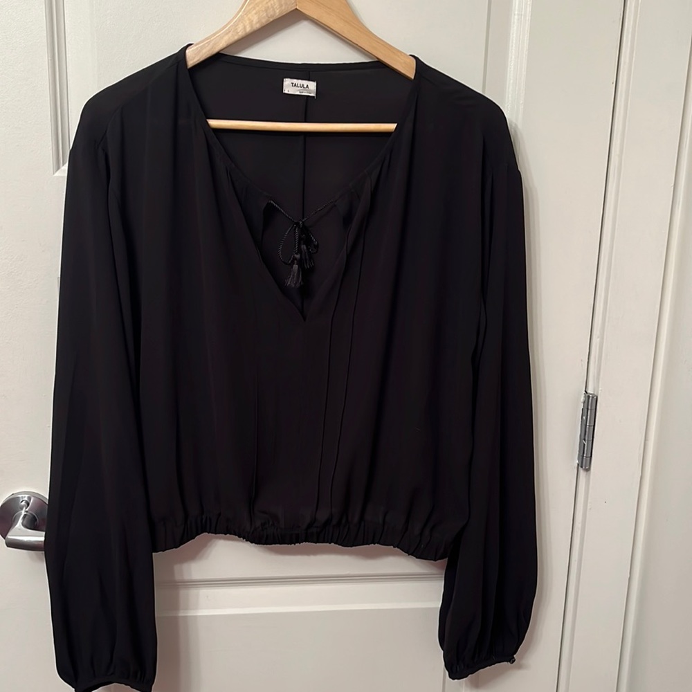 Aritzia blouse